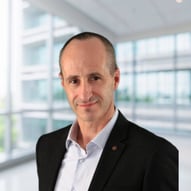 Professional Headshot sandler - Serge (1)